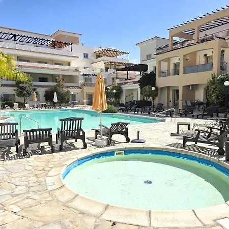 Comfy 1 Bed Apartment, Great Location 200mbps Wifi *