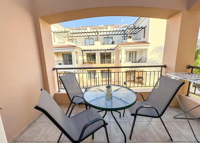 Comfy 1 Bed Apartment, Great Location 200mbps Wifi *